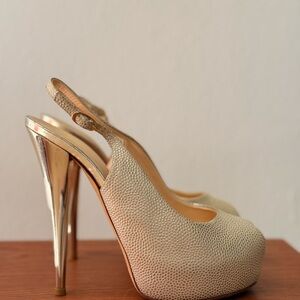 Giuseppe Zanotti Cream and Gold Slingback Heels